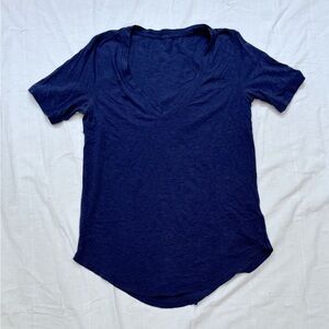 Lululemon V-Neck Tee